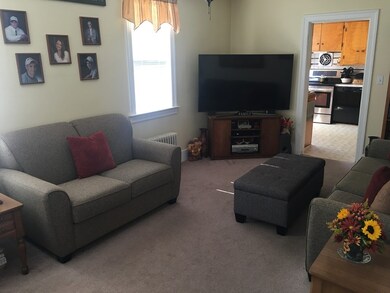 80 Parker St, Clinton, MA 01510 - photo 4