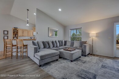 05_1357_Firethorn_Drive005_mls