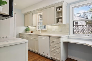 4513 Laguna Dr, Edina, MN 55435 - photo 7