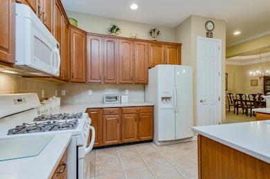 2 Caufield Ct, Freehold, NJ 07728 - photo 6