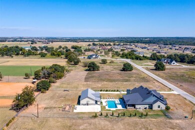 201 Salt Creek Ct, Brock, TX 76087 - photo 2