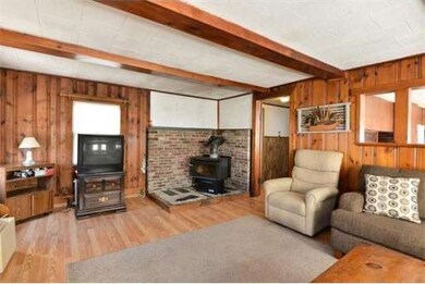 95 Pleasant St, Rockland, MA 02370 - photo 3