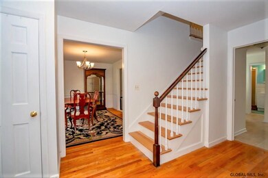 956 Douglas Ct, Schenectady, NY 12309 - photo 7