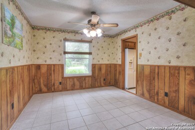 12656 Stage Coach Ln, Helotes, TX 78023 - photo 3