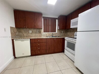 9375 Fontainebleau Blvd unit L119, Miami, FL 33172 - photo 7