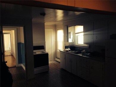 33 Wentworth St, Biddeford, ME 04005 - photo 7