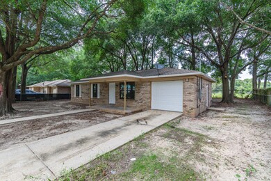 128 E 3rd Ave Crestview-LoRes-25