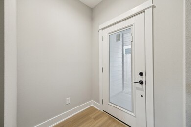 807 Martin St unit D, Houston, TX 77018 - photo 5