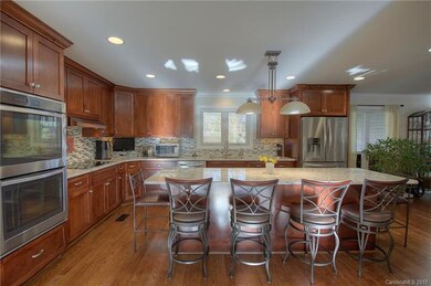 Recently remodeled kitchen, custom cabinets, premi