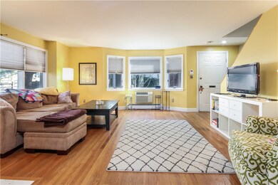 Being a end/corner unit allows more windows, more