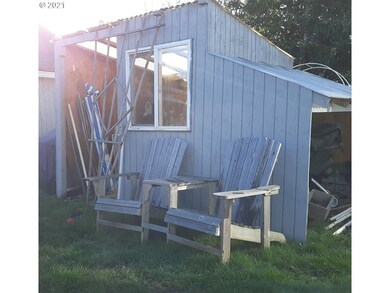 785 W Main St, Sheridan, OR 97378 - photo 7