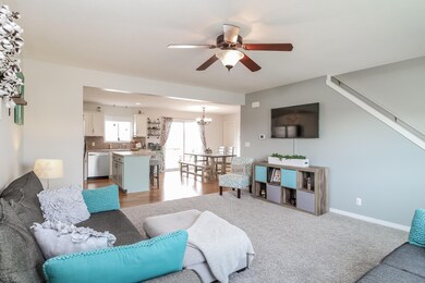 007-photo-living-room-5622458