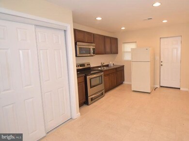 1106 Cedar Heights Dr, Capitol Heights, MD 20743 - photo 5