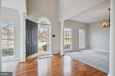 10408 Lowmoor Ct, Lanham, MD 20706 - photo 4