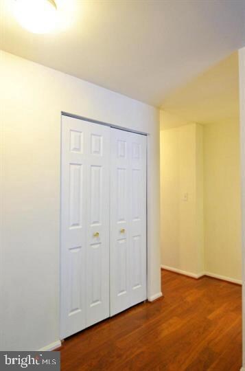 864 Quince Orchard Blvd unit 201, Gaithersburg, MD 20878 - photo 4
