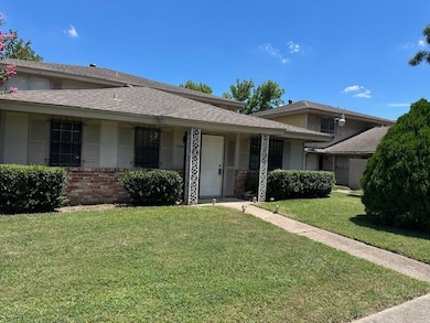 5662 Birchmont Dr unit A, Houston, TX 77091 - photo 3