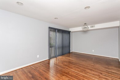 49 Penny Ln, Baltimore, MD 21209 - photo 3