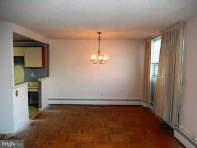 Radnor House unit 716, Bryn Mawr, PA 19010 - photo 5
