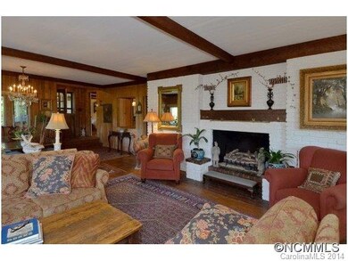 Living Room w/Fireplace