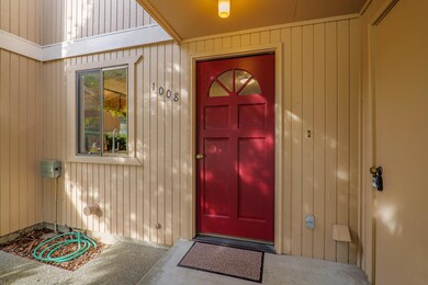 1008 SE Camelot Dr, Grants Pass, OR 97526 - photo 5