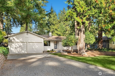 7802 NE 140th Place, Kirkland, WA 98034 - photo 2