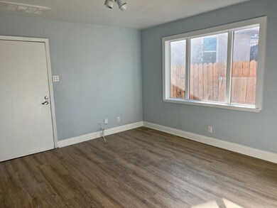 3828 Altura Ave unit B, El Paso, TX 79903 - photo 2