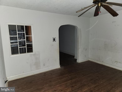 3948 Brooklyn Ave, Brooklyn, MD 21225 - photo 2