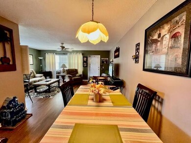 329 Camden N, West Palm Beach, FL 33417 - photo 3