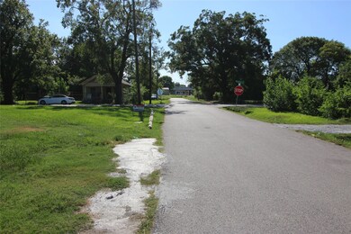 3301 Brewster St, Houston, TX 77026 - photo 5