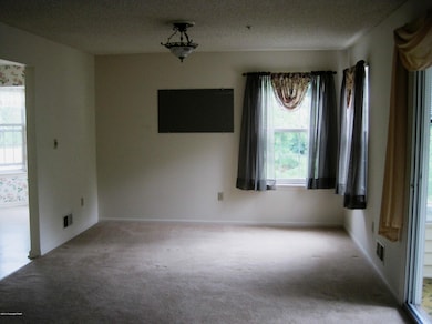 1208 Village Dr, Stroudsburg, PA 18360 - photo 7