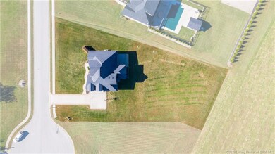 9305 Elsie Ct, Floyds Knobs, IN 47119 - photo 4