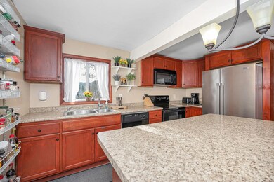 119 Henry Bridge Rd, Goffstown, NH 03045 - photo 4