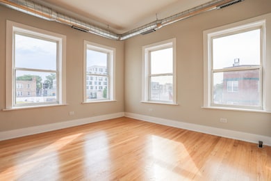 unlisted-address, Chicago, IL 60647 - photo 5