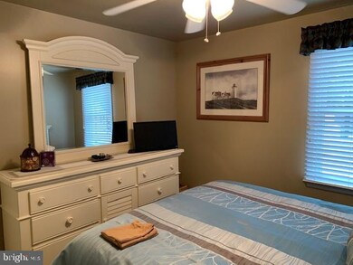 1615 Central Ave unit 1B, Ship Bottom, NJ 08008 - photo 5