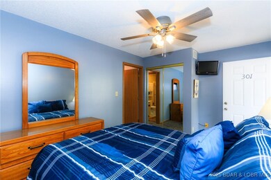 1442 Nichols Rd unit 301, Osage Beach, MO 65065 - photo 5