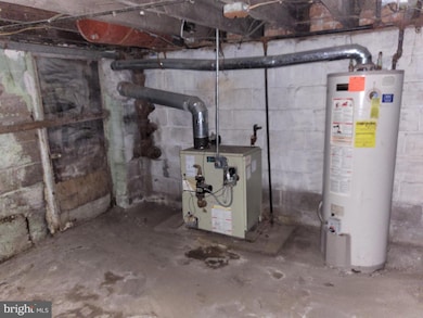 57 New Cedar Ln, Trenton, NJ 08610 - photo 6