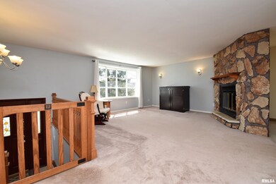 5721 N Koerner Rd, Peoria, IL 61615 - photo 2