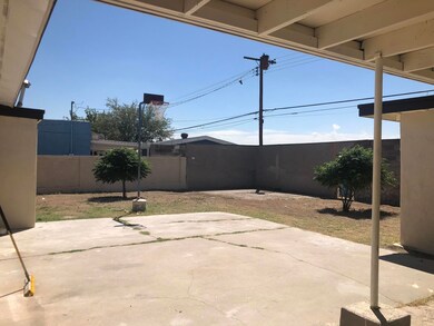 7330 Wilcox Dr, El Paso, TX 79915 - photo 5