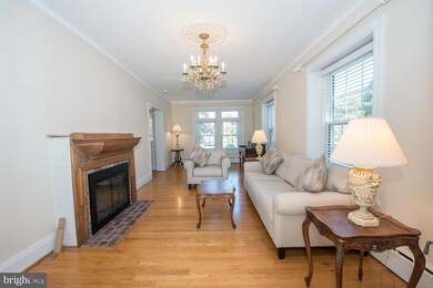 418 Oak Ln, Wayne, PA 19087 - photo 4