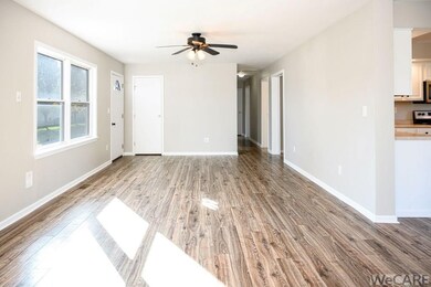 15789 Main St, Wapakoneta, OH 45895 - photo 5