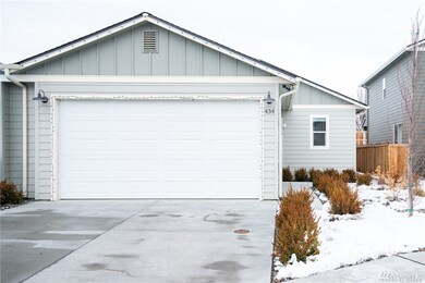 434 S Kansas Loop, East Wenatchee, WA 98802 - photo 2