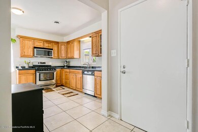 10802 Wescott Ave-MLS-009