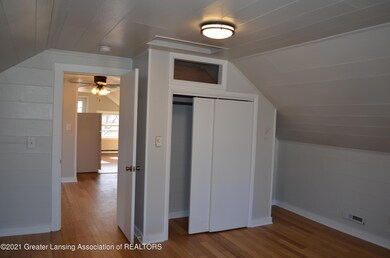 Upper Bedroom