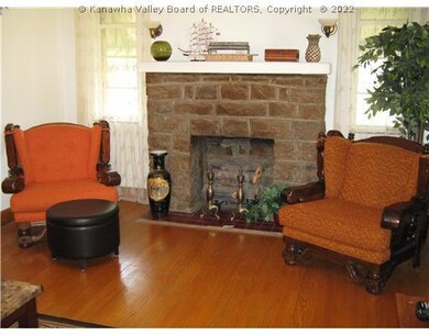 8804 MacCorkle Ave, Charleston, WV 25315 - photo 4