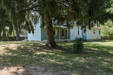 220 N Railroad St, Whiteland, IN 46184 - photo 3