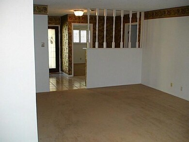 10606 Park View Cir, El Paso, TX 79935 - photo 6