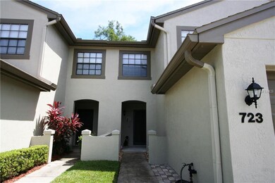 Well maintained community w/ building exterior & g