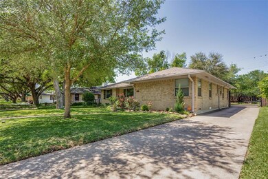 6185 Saratoga Cir, Dallas, TX 75214 - photo 3