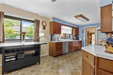 Kitchen Space w/ Updated Appliances