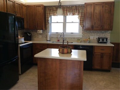 46 Miller Ave, Homer City, PA 15748 - photo 5